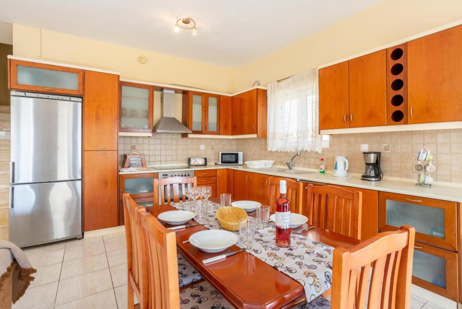 Villa Petros Katávolos Екстериор снимка