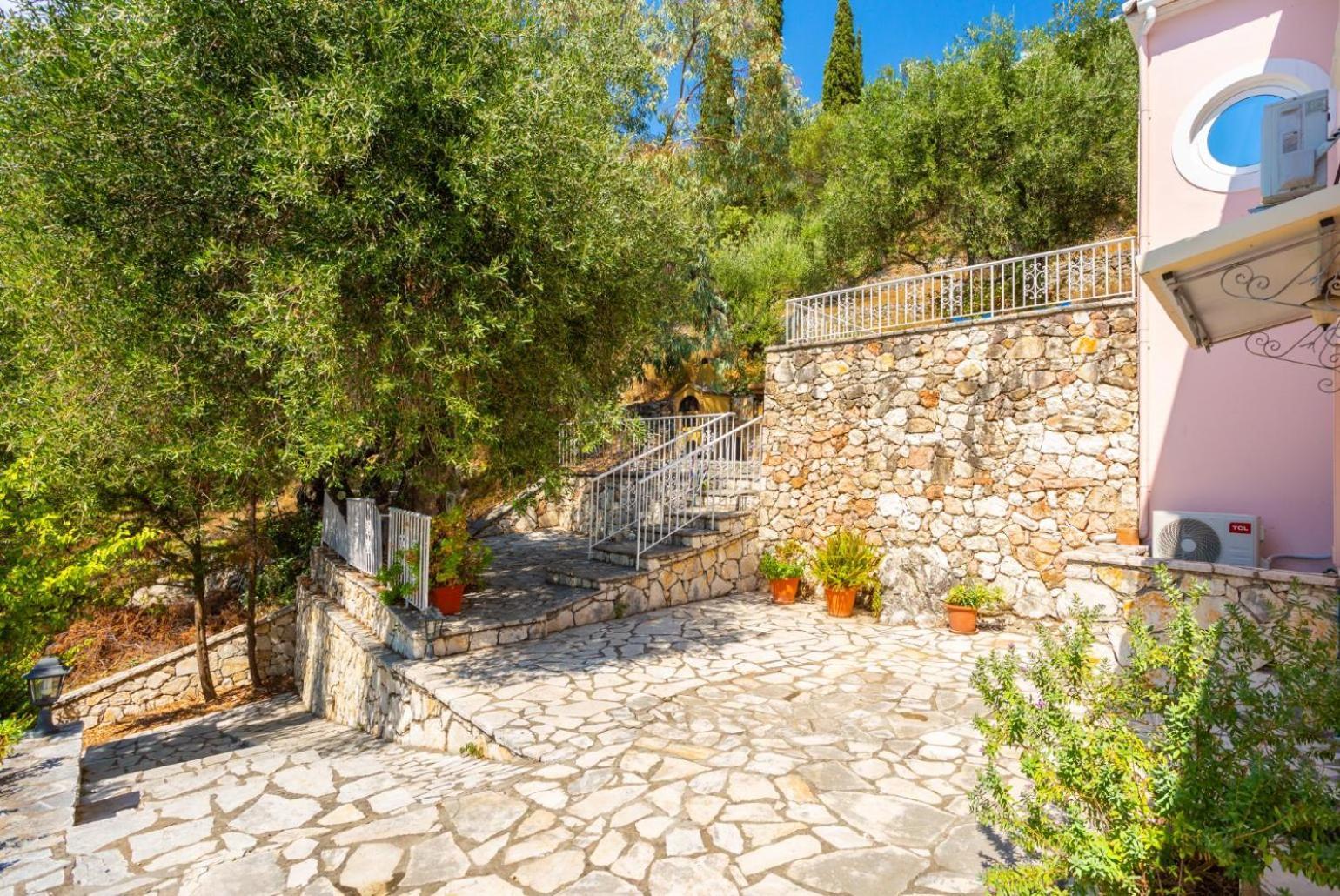 Villa Petros Katávolos Екстериор снимка